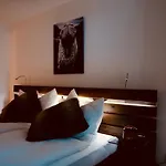 Emelie 4**** 체르마트