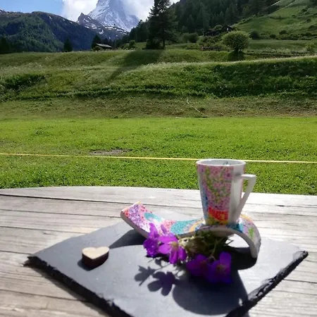 Emelie 4**** * Zermatt