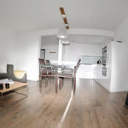 Apartment Emelie 4****