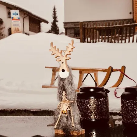 Emelie 4**** Apartamento