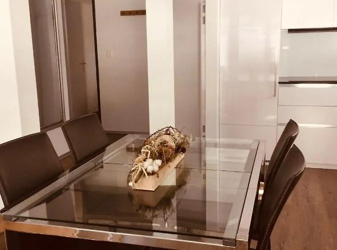 Appartamento Emelie 4****